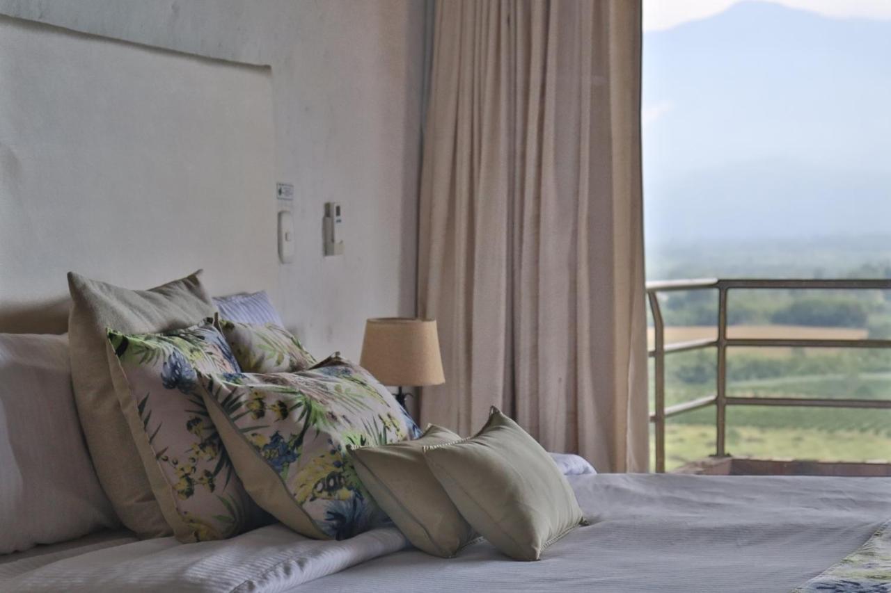 Tata Premium Hotel 3*